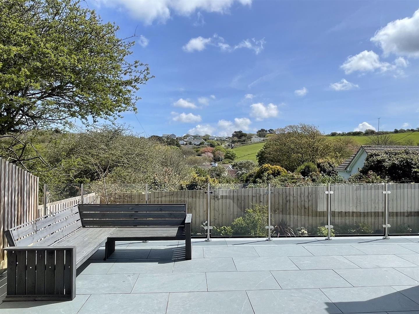 3 bed property in South View Parc, Truro